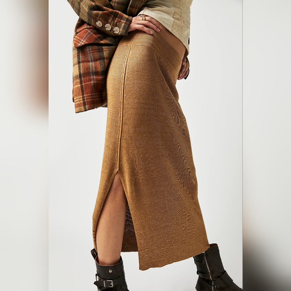 Free People Golden Hour Midi Skirt/Apple Pie Combo
